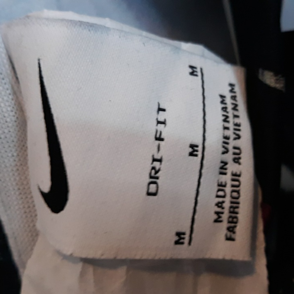Nike Dri-Fit Seasonal Gemstone & Crystal Pattern Pullover Hoodie Size M … - Picture 7 of 10